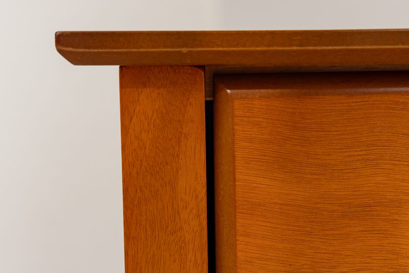 macro nightstand