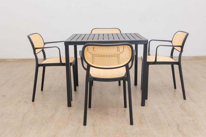 langston outdoor dining table + 4 crossby chairs