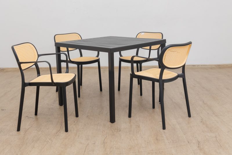 langston outdoor dining table + 4 crossby chairs