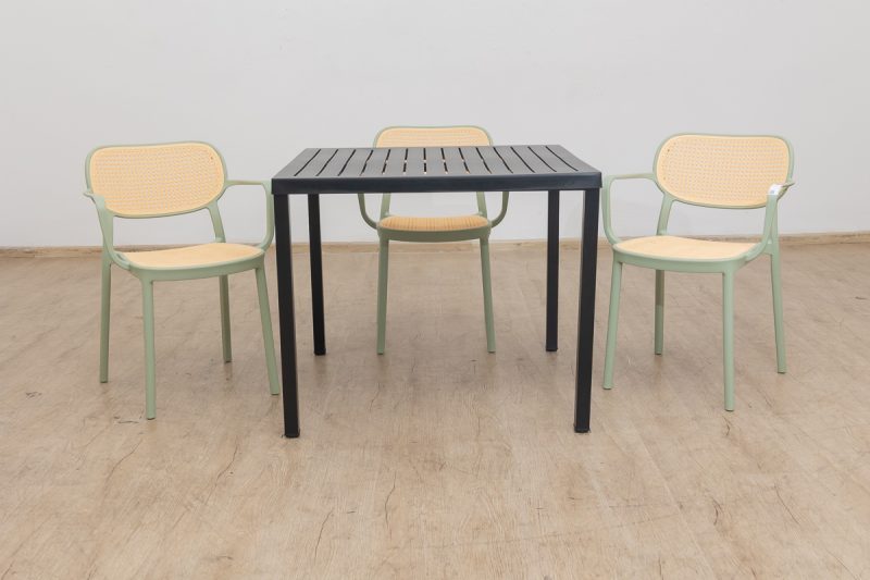 langston outdoor dining table + 4 crossby chairs