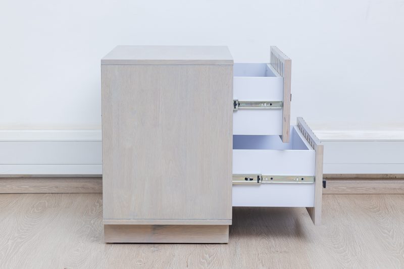 corta king package - king bed + 2 nightstands + dresser mirror