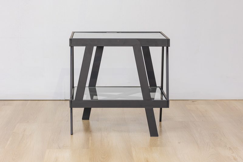 palma end table