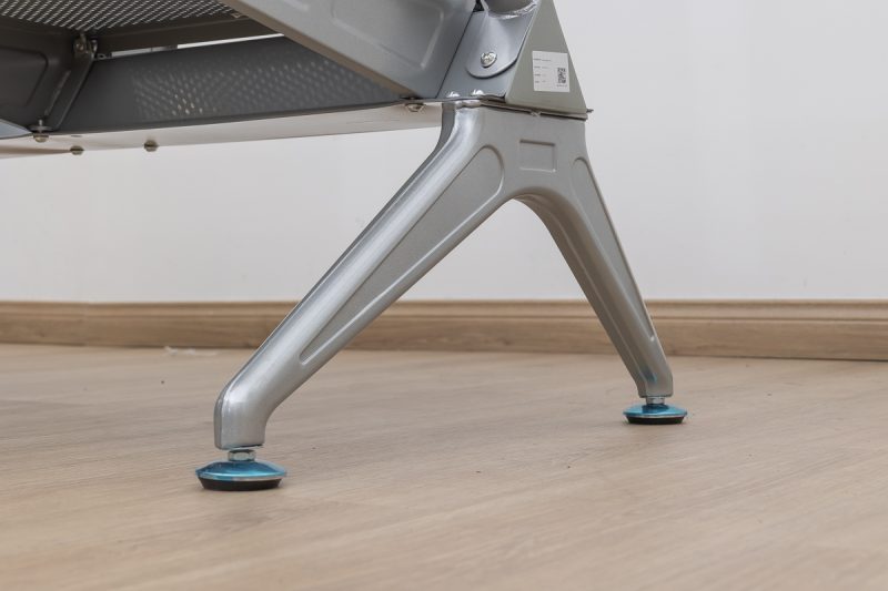 s203- bench