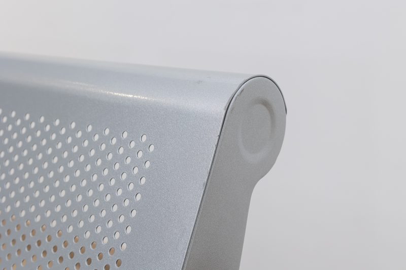 s203- bench