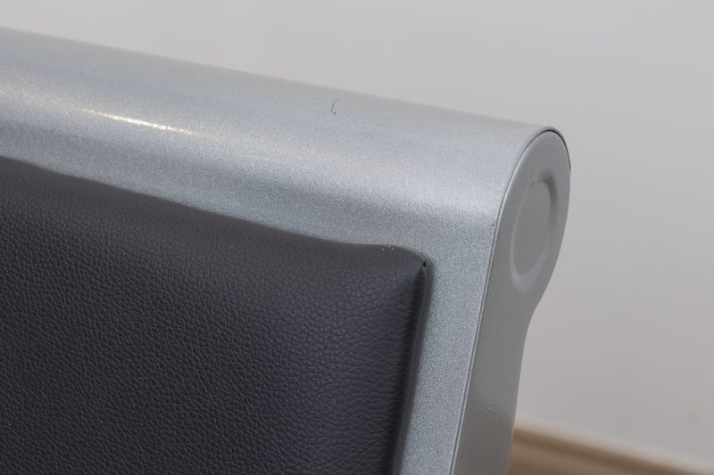 s203p - bench
