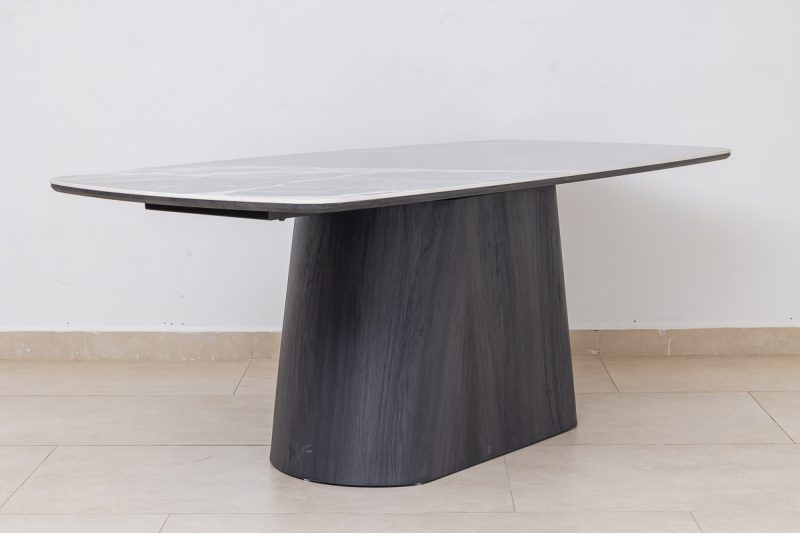 mosco dinning table