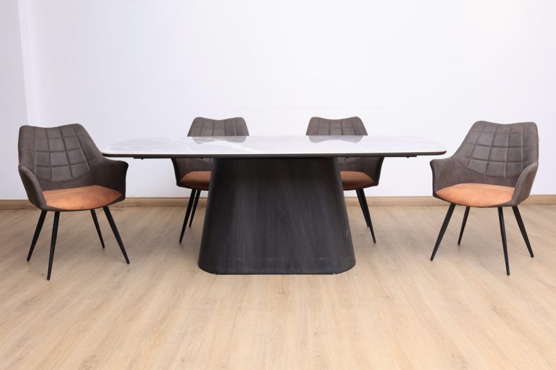 mosco dining table + 6 prata chairs