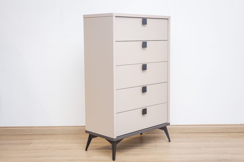 tudor chest of drawers