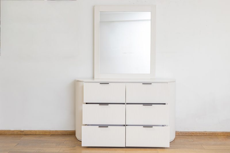 andora dresser mirror