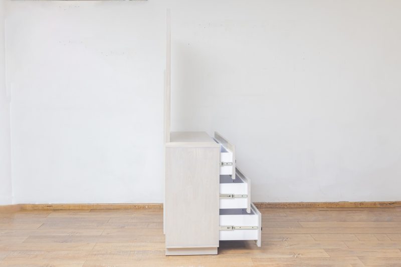 corta dresser mirror
