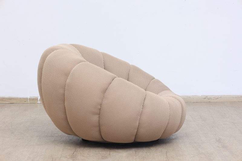 daisy accent chair (copy)