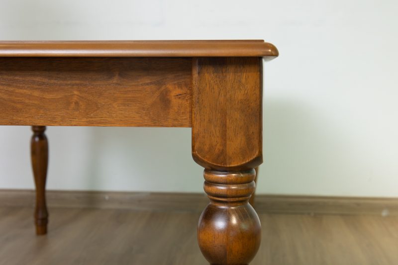 bavora dining table + 6 chairs