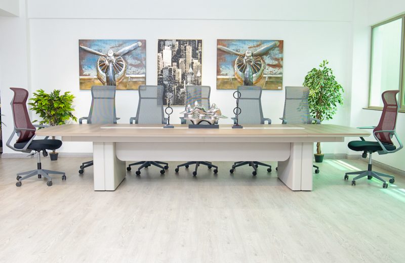 51chs006 - 4.2m - conference table