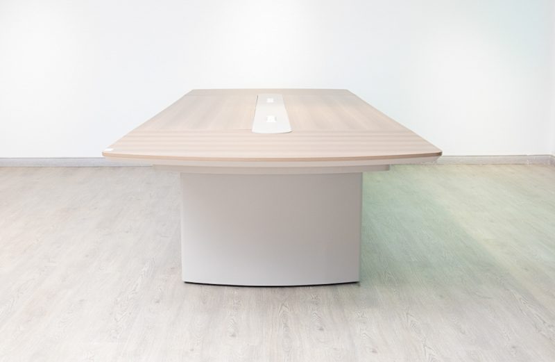 51chs006 - 4.2m - conference table