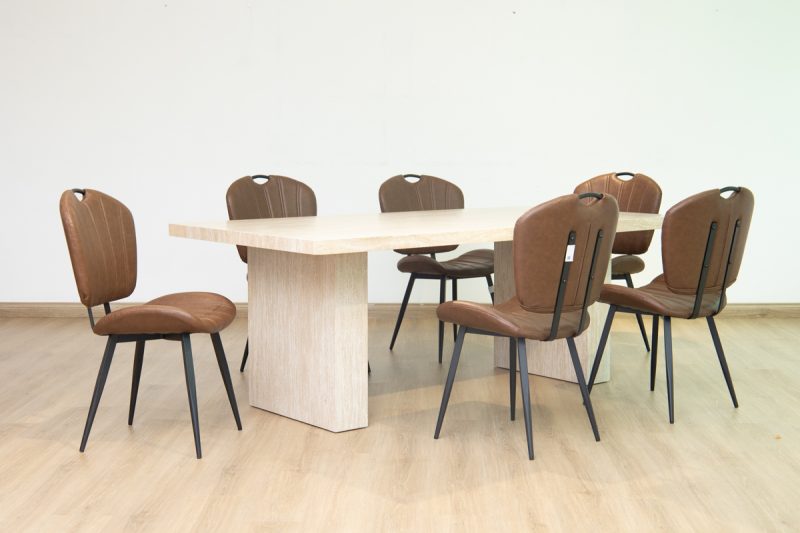 jarel dining table + 6 metz chairs