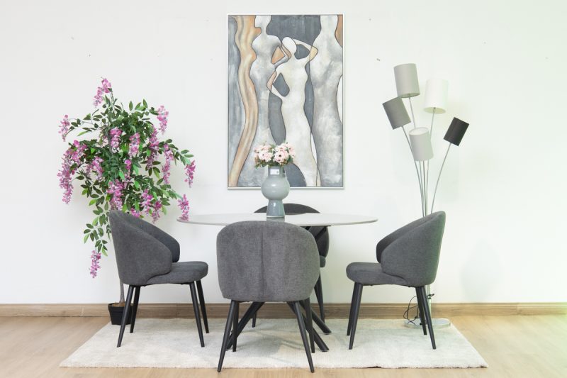 karie dining table + 4 marisol chairs