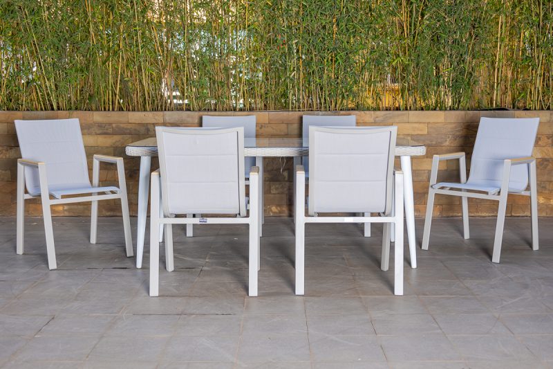 mallin outdoor dining table + 6 chairs