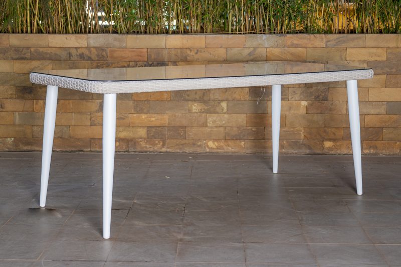 mallin outdoor dining table + 6 chairs