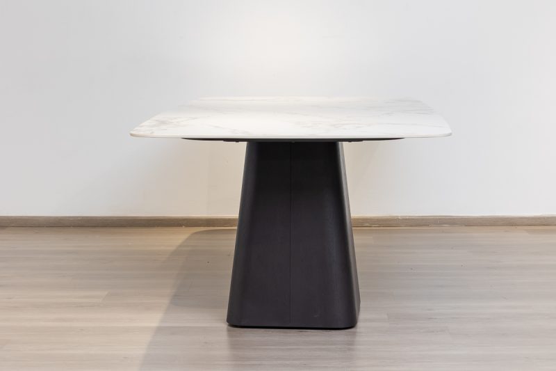 pandora dining table + 8 wingate chairs