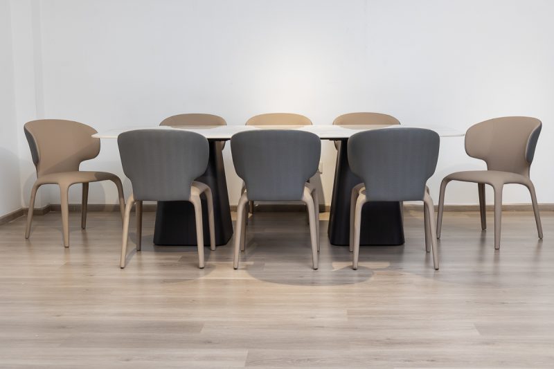 pandora dining table + 8 wingate chairs