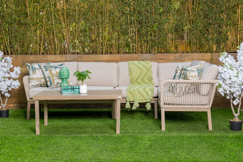 macau outdoor corner sofa + coffee table