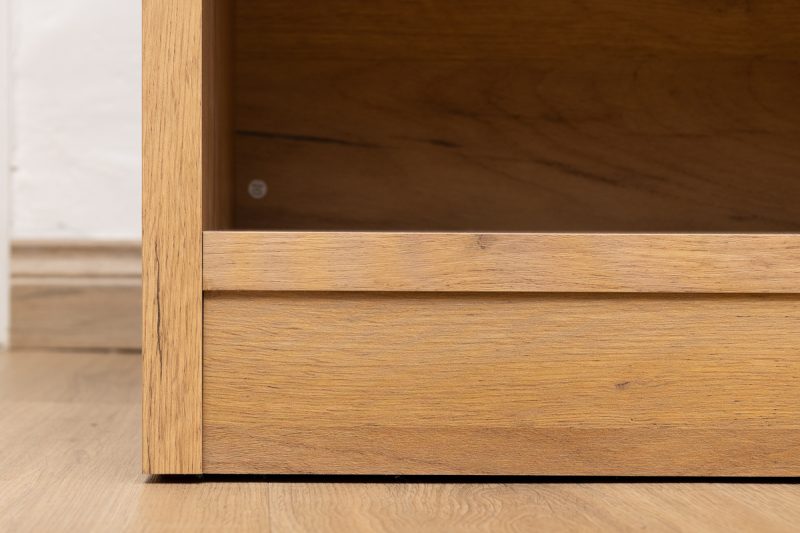 kinsley bookcase