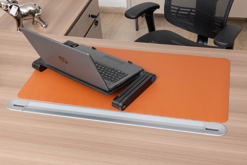 51mhs022 - executive desk