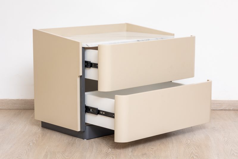 wagner king bed + 2 nightstands