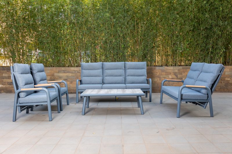 daze 7 seater outdoor sofa + coffee table