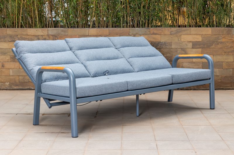 daze 7 seater outdoor sofa + coffee table