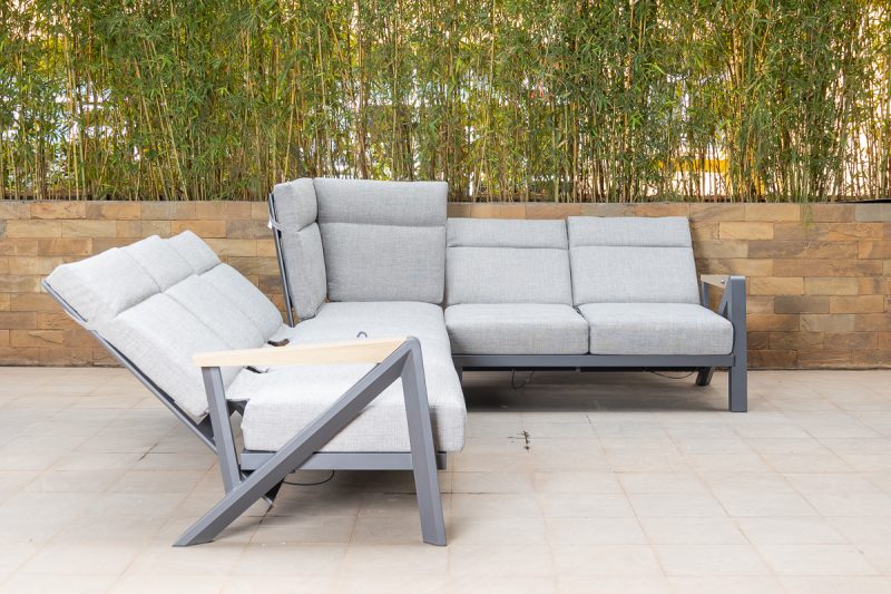 burford outdoor corner sofa + coffee table
