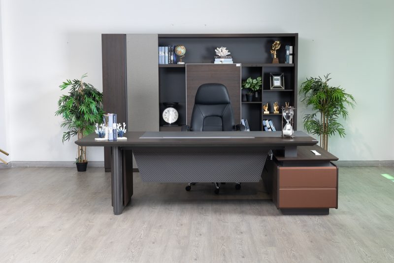56mpl035 - executive desk