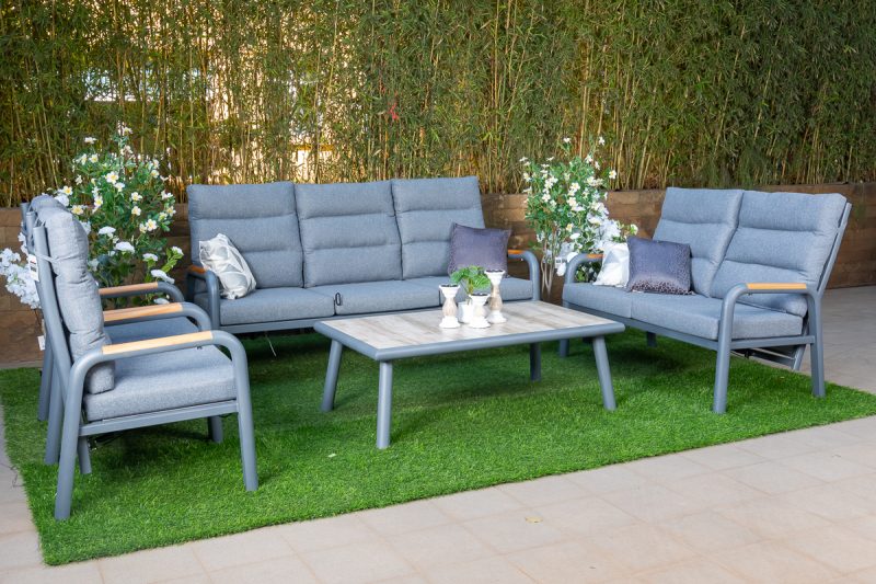 daze 7 seater outdoor sofa + daze coffee table