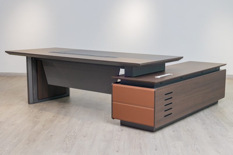 56mpl035 - executive desk