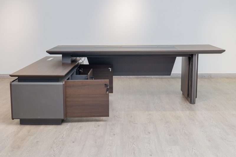 56mpl035 - executive desk