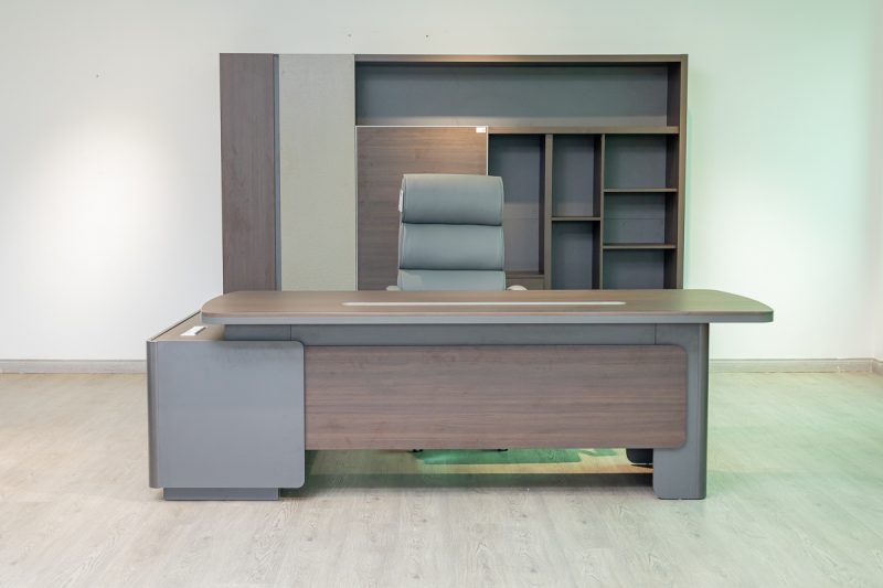 58mpl001 - executive desk