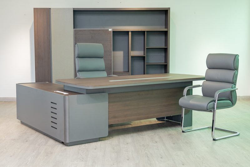58mpl001 - executive desk