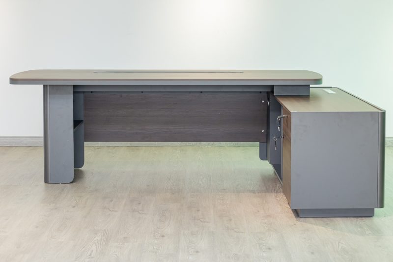 58mpl001 - executive desk