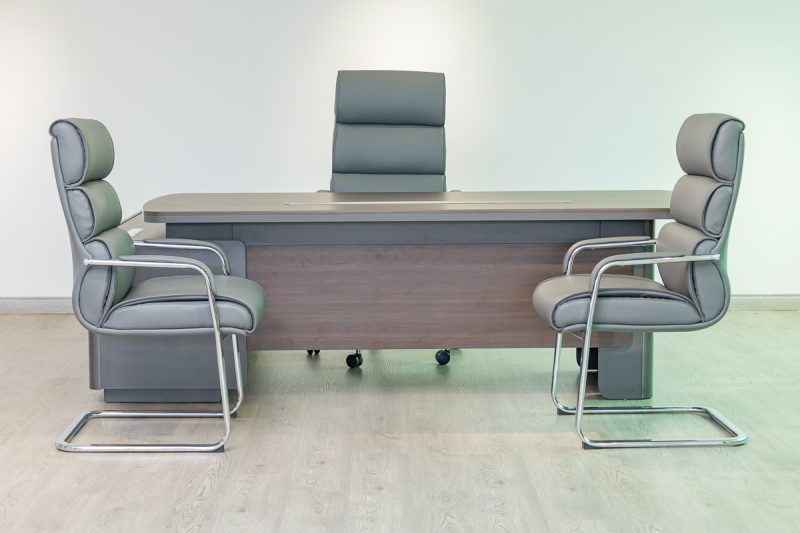 58mpl001 - executive desk