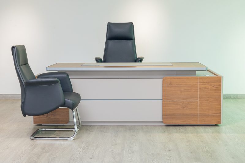 57mhs003 - executive desk