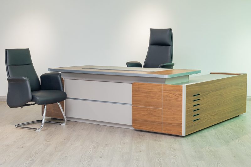 57mhs003 - executive desk
