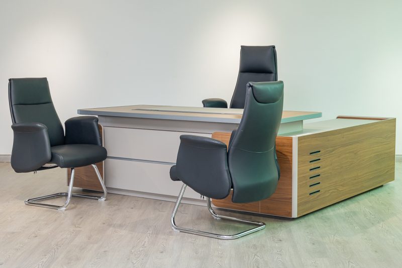 57mhs003 - executive desk