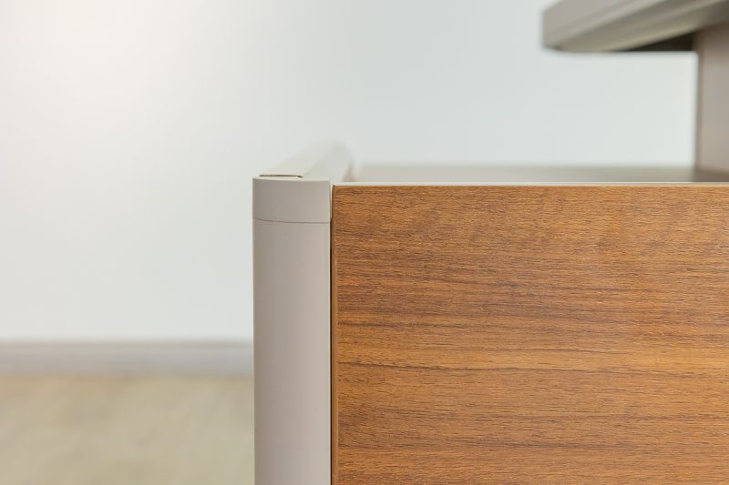57mhs003 - executive desk
