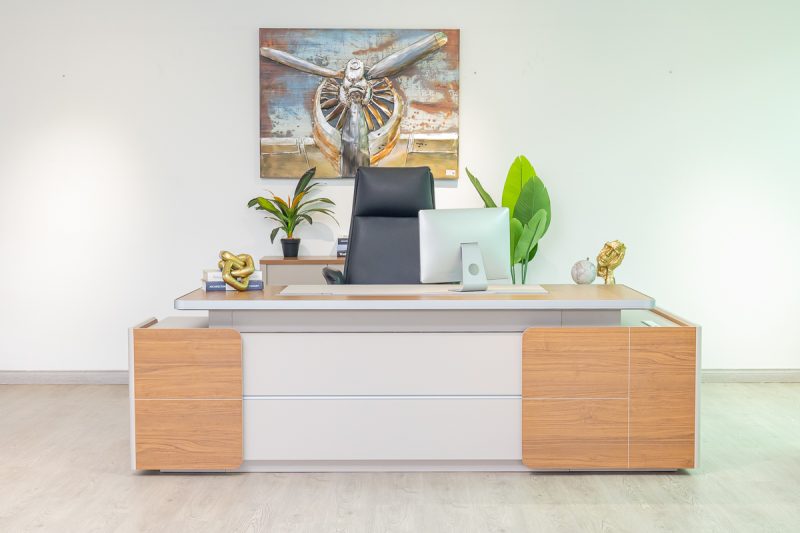 57mhs003 - executive desk