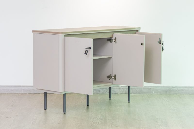 51uhs302 - credenza