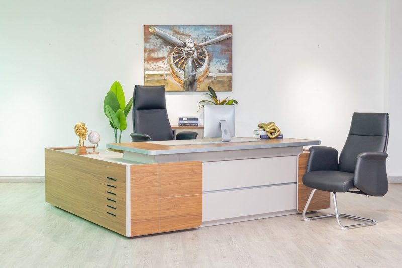 57mhs003 - executive desk