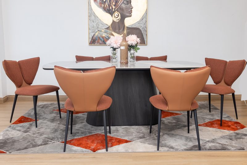 mosco dining table + 6 butterfly chairs