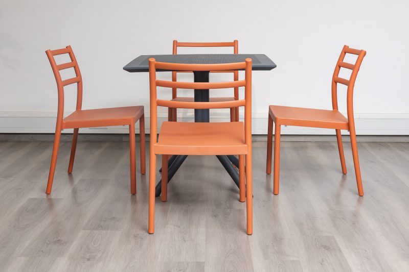 avro outdoor dining table + 4 trent chairs