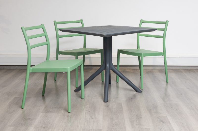 avro outdoor dining table + 4 trent chairs
