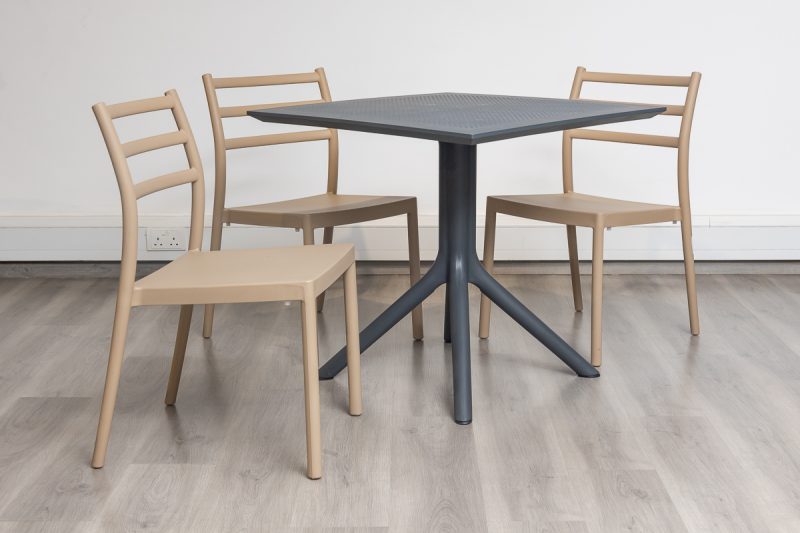 avro outdoor dining table + 4 trent chairs